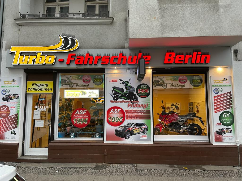 Fahrschule Smile - Modernste Fahrschule In Berlin Fahrschule - Turbo-Fahrschule Berlin